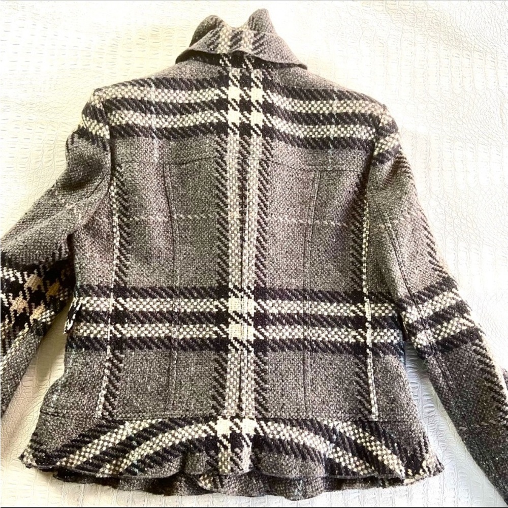 Burberry short gray metallic plaid wool jacket - Picture 2 of 13